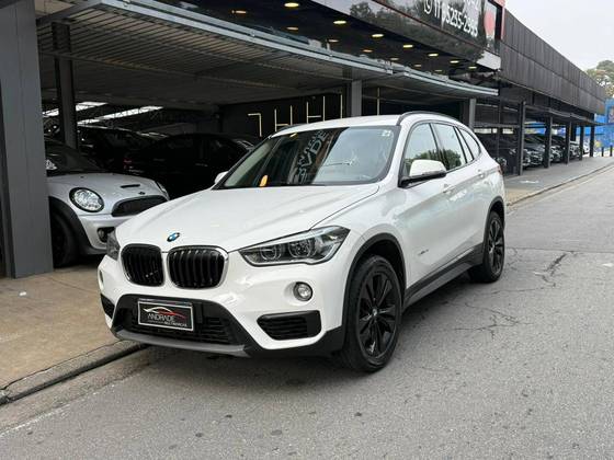 BMW X1 2.0 16V TURBO ACTIVEFLEX SDRIVE20I 4P AUTOMÁTICO